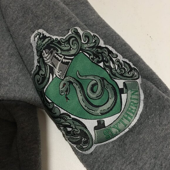 Harry Potter Slytherin Universal Studios Sweatshirt Size Small Wizarding World - Picture 3 of 8